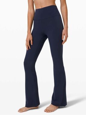 Lululemon True Navy Groove Pant Flare *Nulu size 12